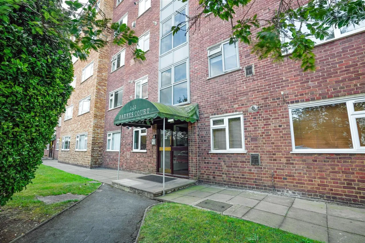 Durham Avenue, Woodford Green, IG8, photo 24