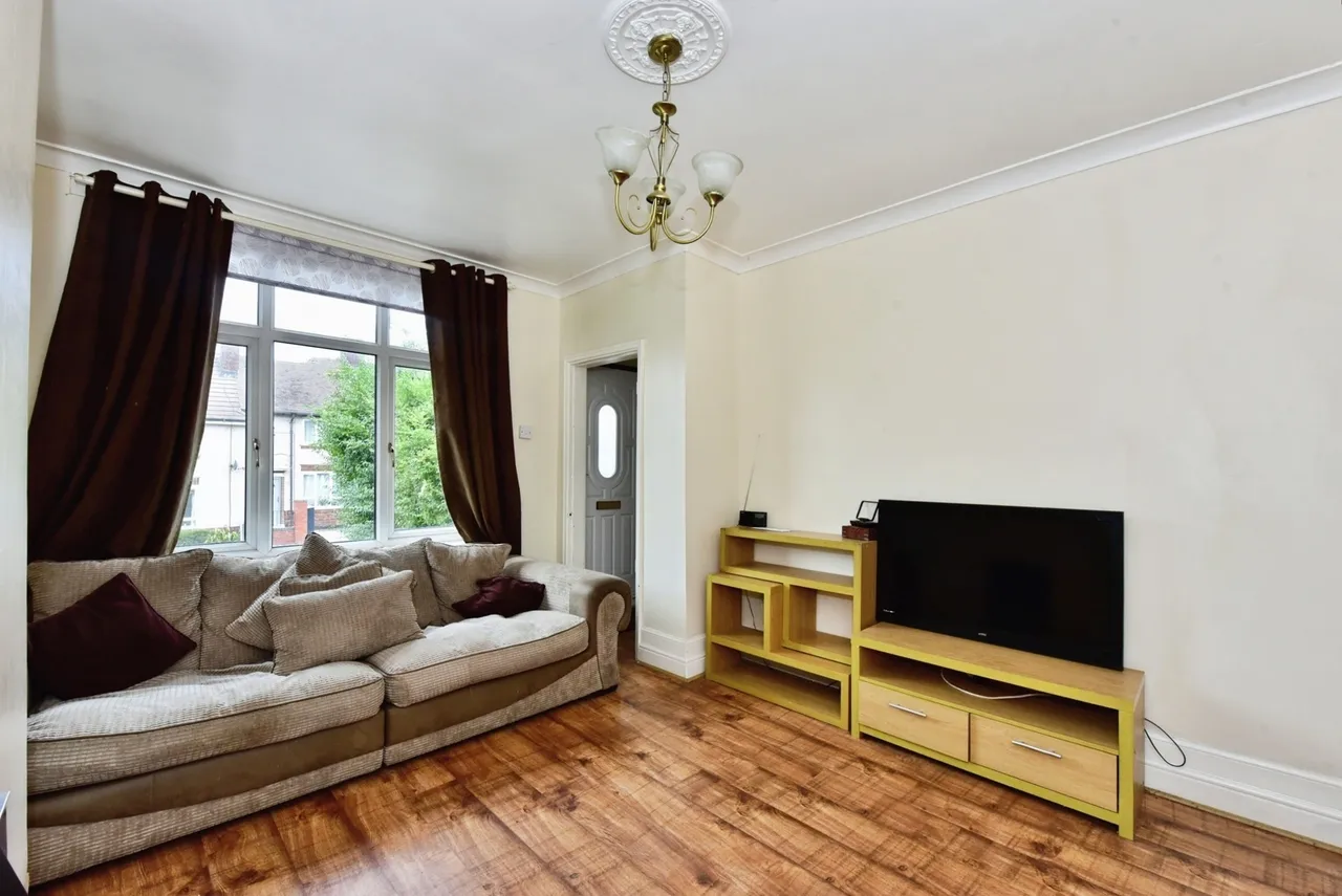 Framlingham Road, Sheffield, South Yorkshire, S2, photo 14