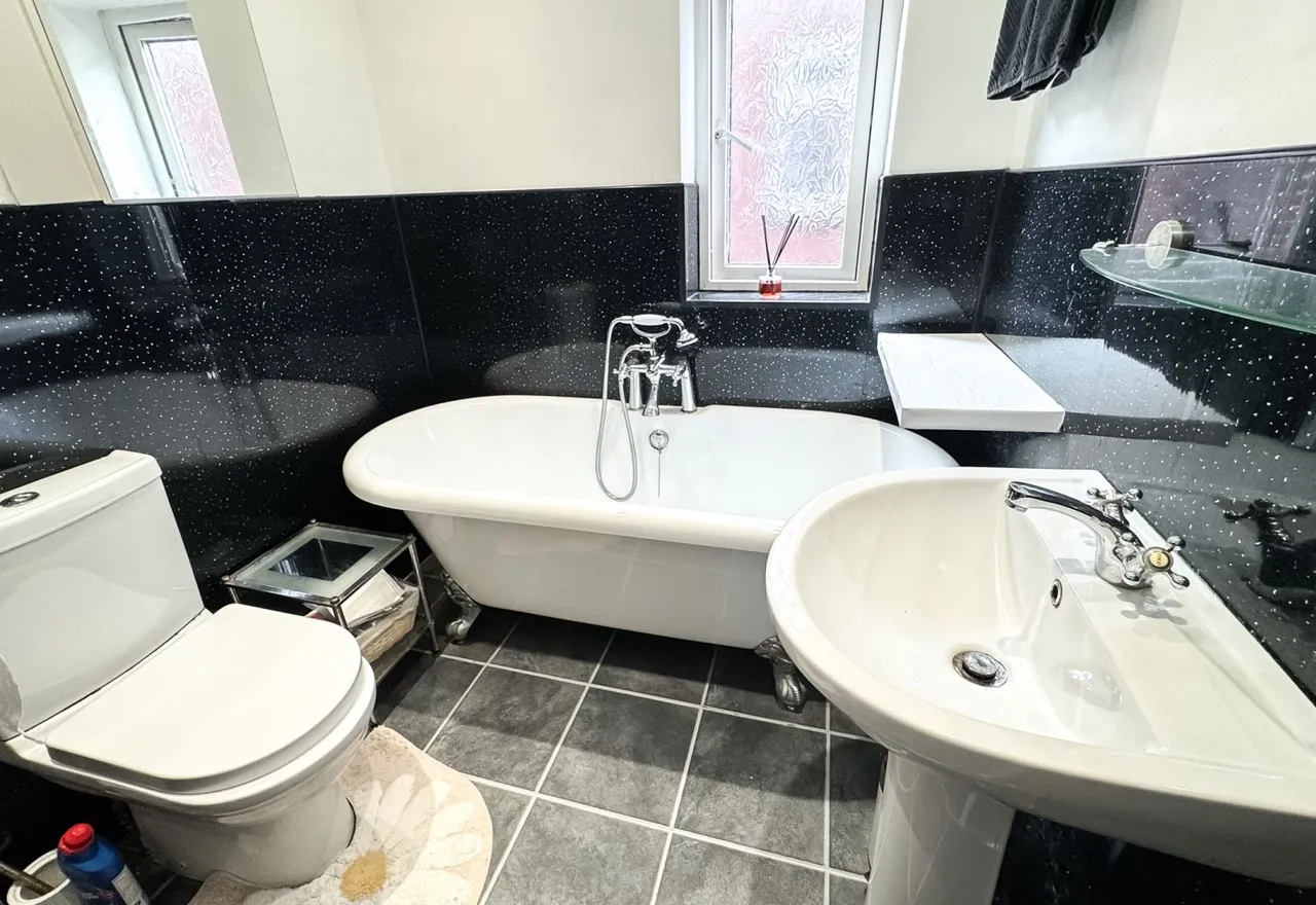 Derwent Road, Whitby, YO21, photo 18