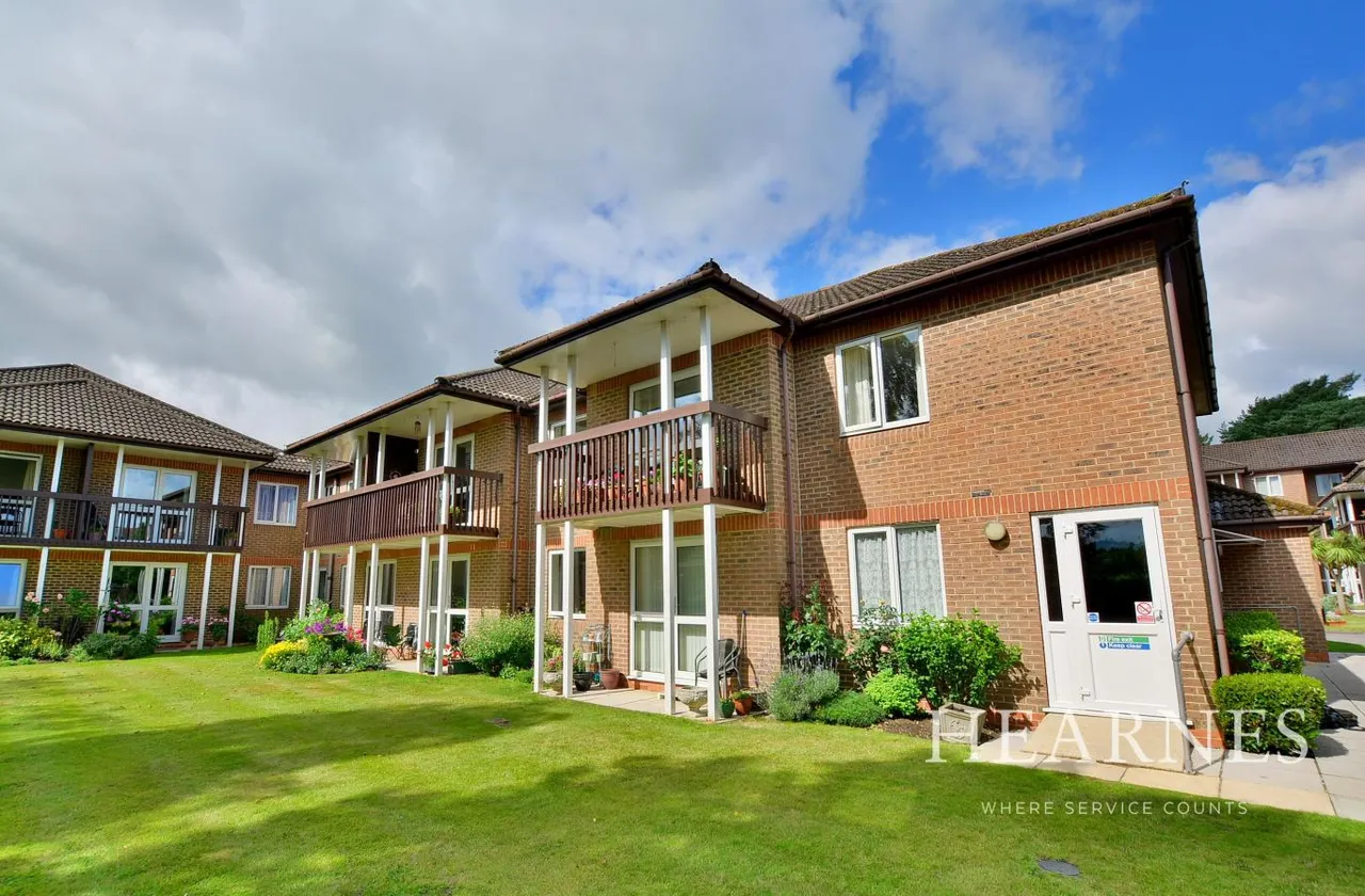 1 bed flat for sale, St Marys Mews, BH22