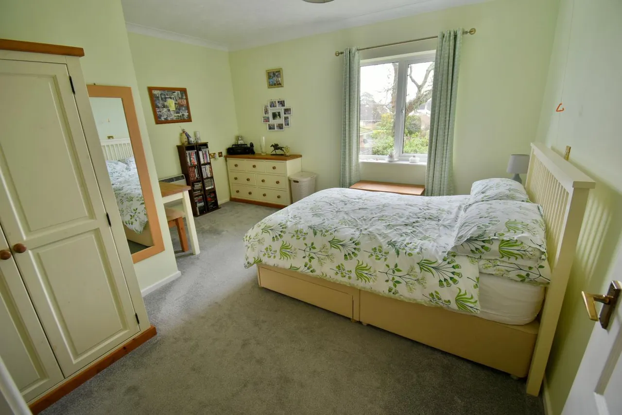 St Marys Mews, BH22, photo 7