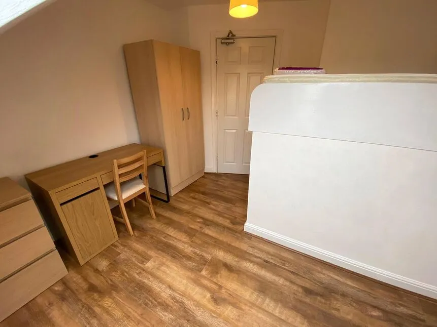 Helmsley Road, Newcastle upon Tyne, NE2, photo 5
