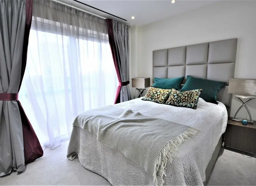 East Drive, Hendon, NW9, photo 8