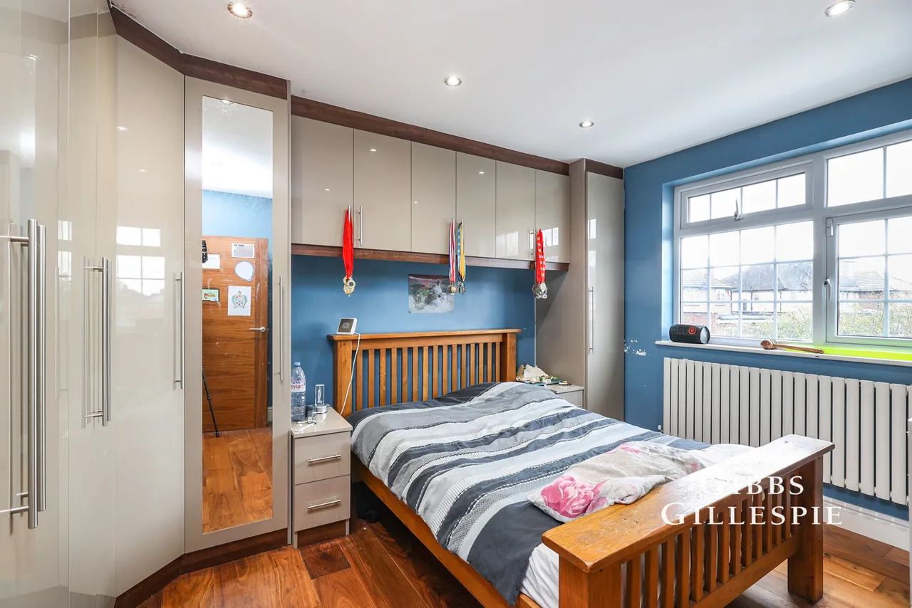 Tangmere Gardens, Northolt Fees Apply, UB5, photo 12