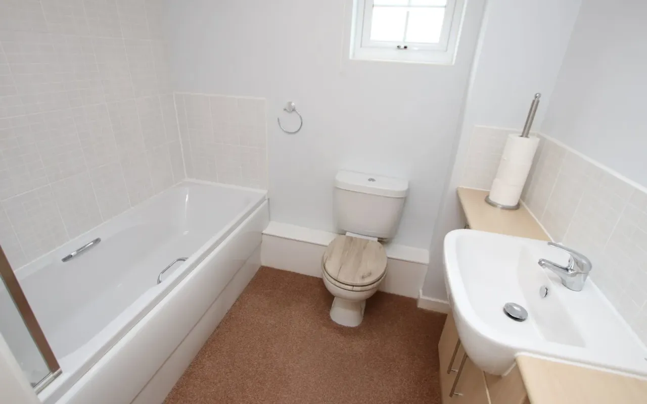 Elmroyd Court Penistone, photo 10