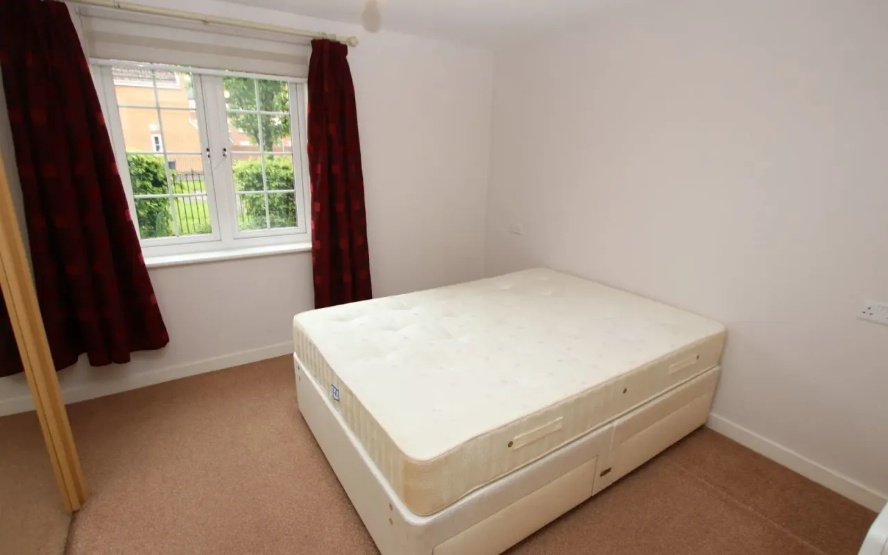 Elmroyd Court Penistone, photo 7