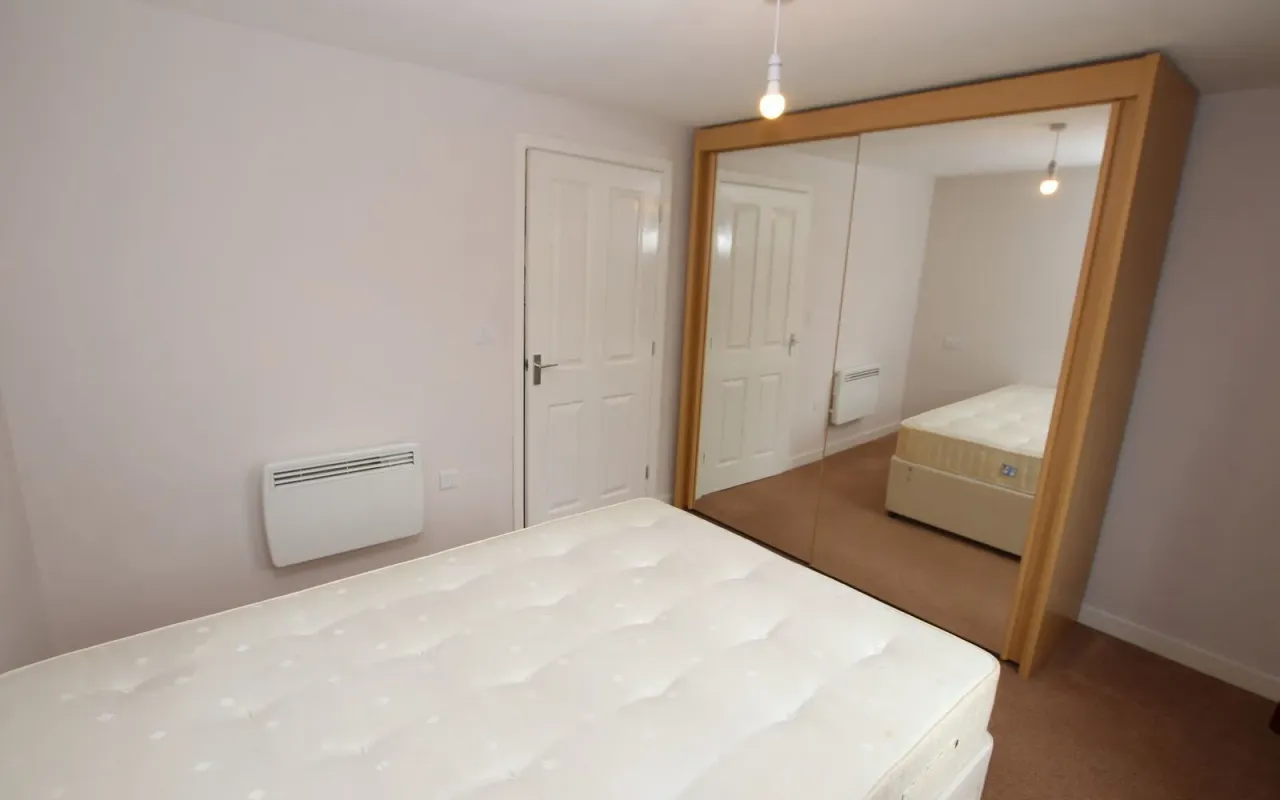 Elmroyd Court Penistone, photo 8