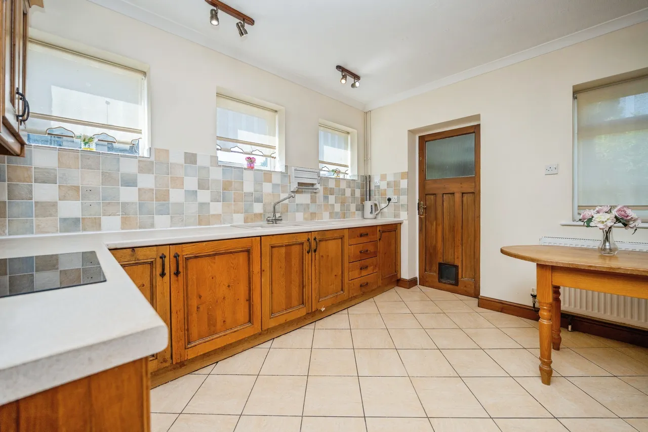 Ripple Road, Droitwich, WR9, photo 9