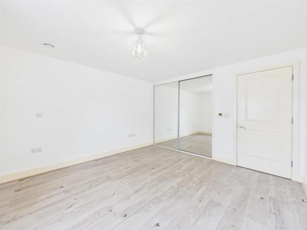 Pembroke Road, Ruislip, HA4 8PP, photo 7