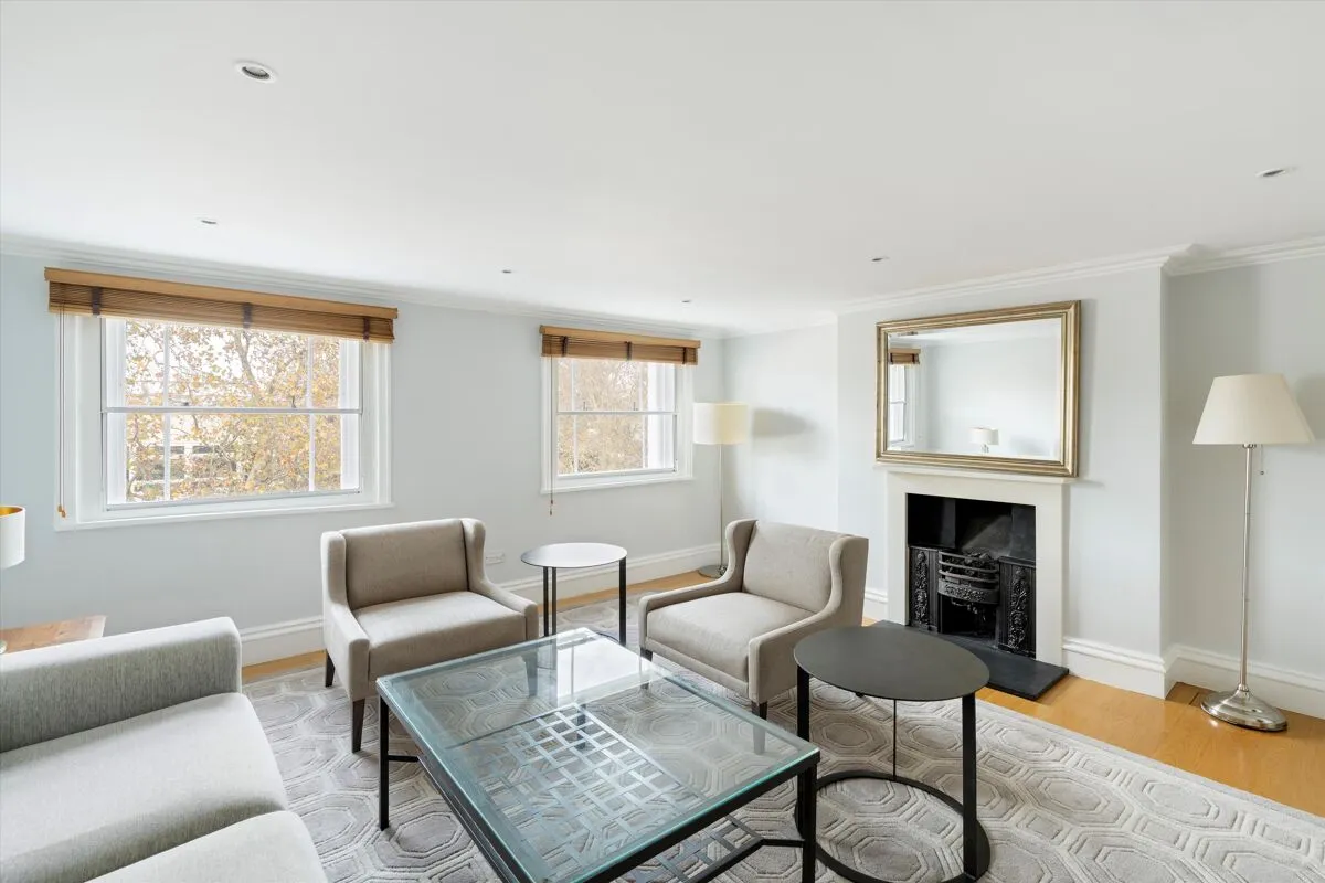 2 bed flat to rent, Kings Road, London, SW3
