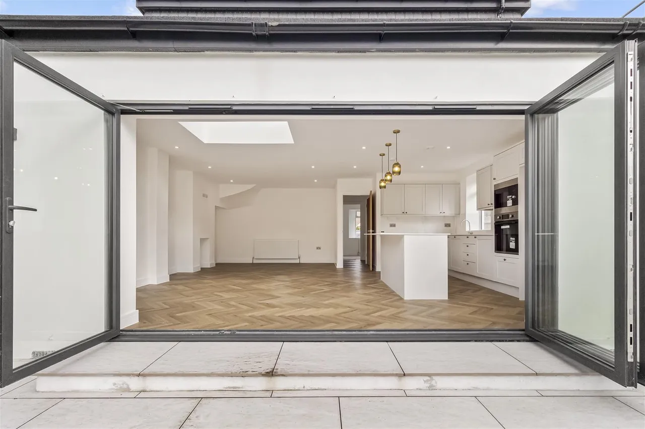 Sunningdale Road, Worthing, photo 23