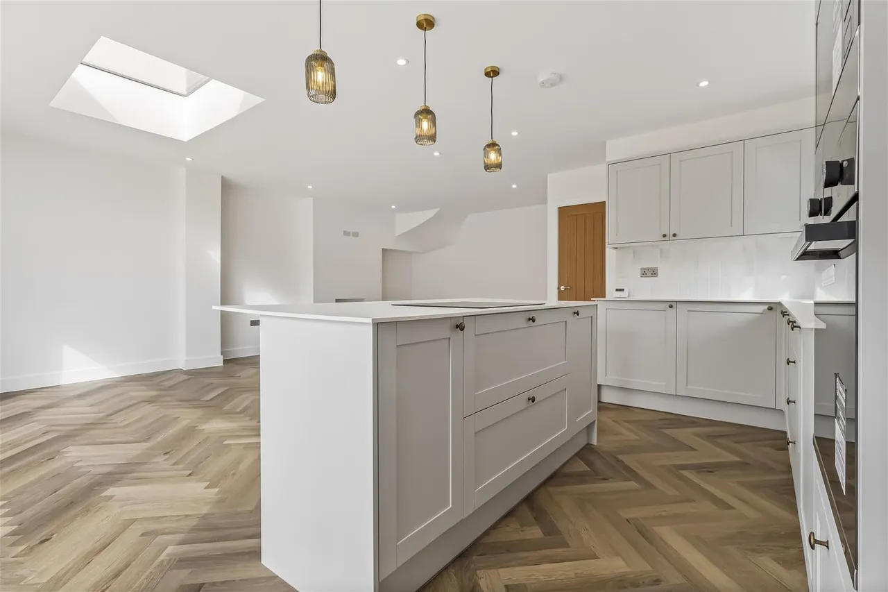 Sunningdale Road, Worthing, photo 9