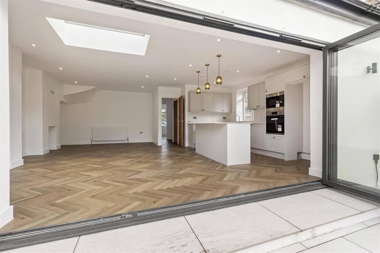 Sunningdale Road, Worthing, photo 6
