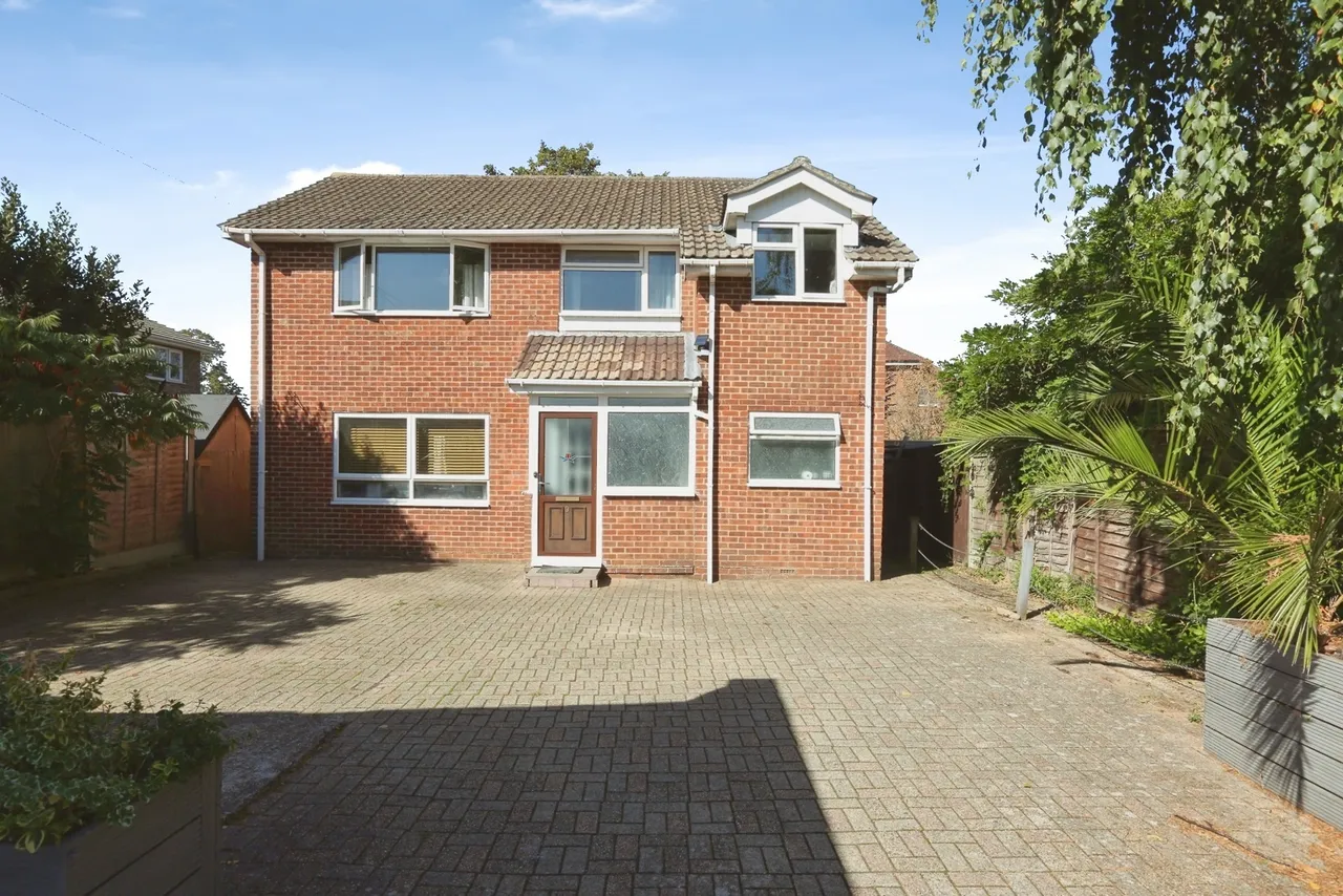 4 bed house for sale, Manor Farm Close, Bishopstoke, SO50