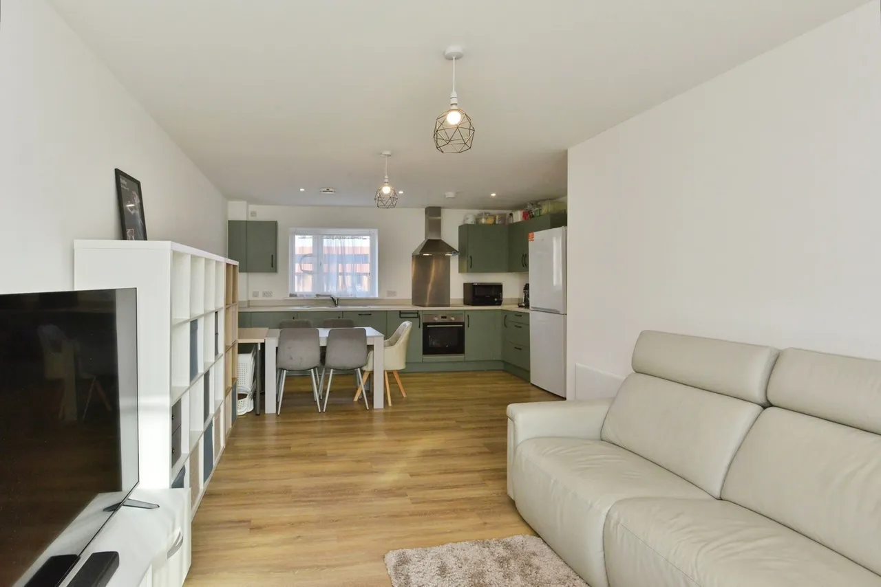 Shetland Drive, Whitehouse, Milton Keynes, Buckinghamshire, MK8, photo 9