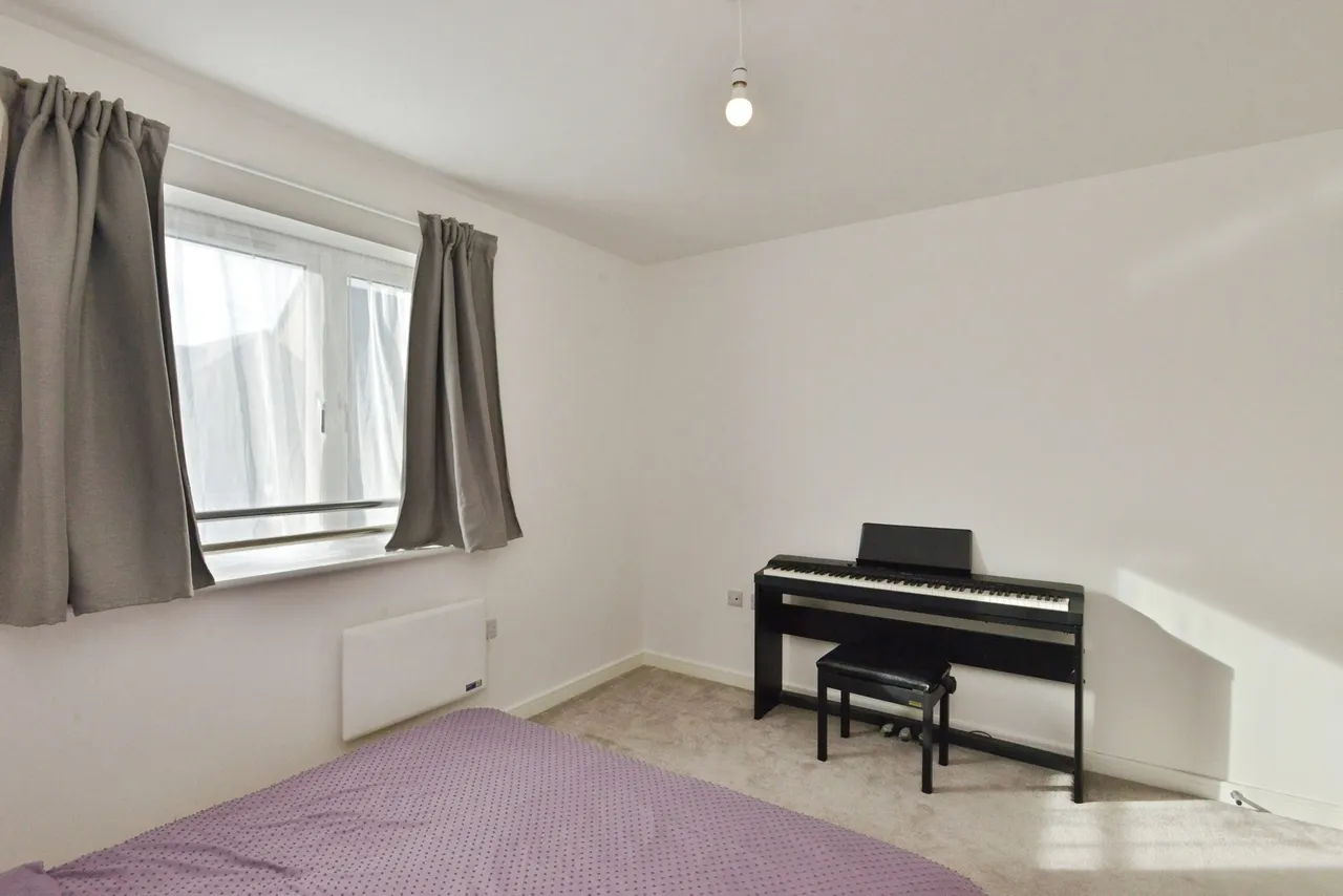 Shetland Drive, Whitehouse, Milton Keynes, Buckinghamshire, MK8, photo 17