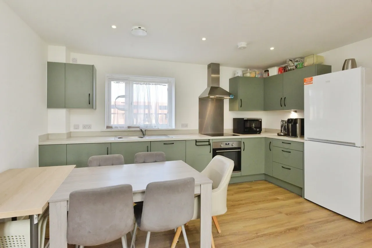 Shetland Drive, Whitehouse, Milton Keynes, Buckinghamshire, MK8, photo 2