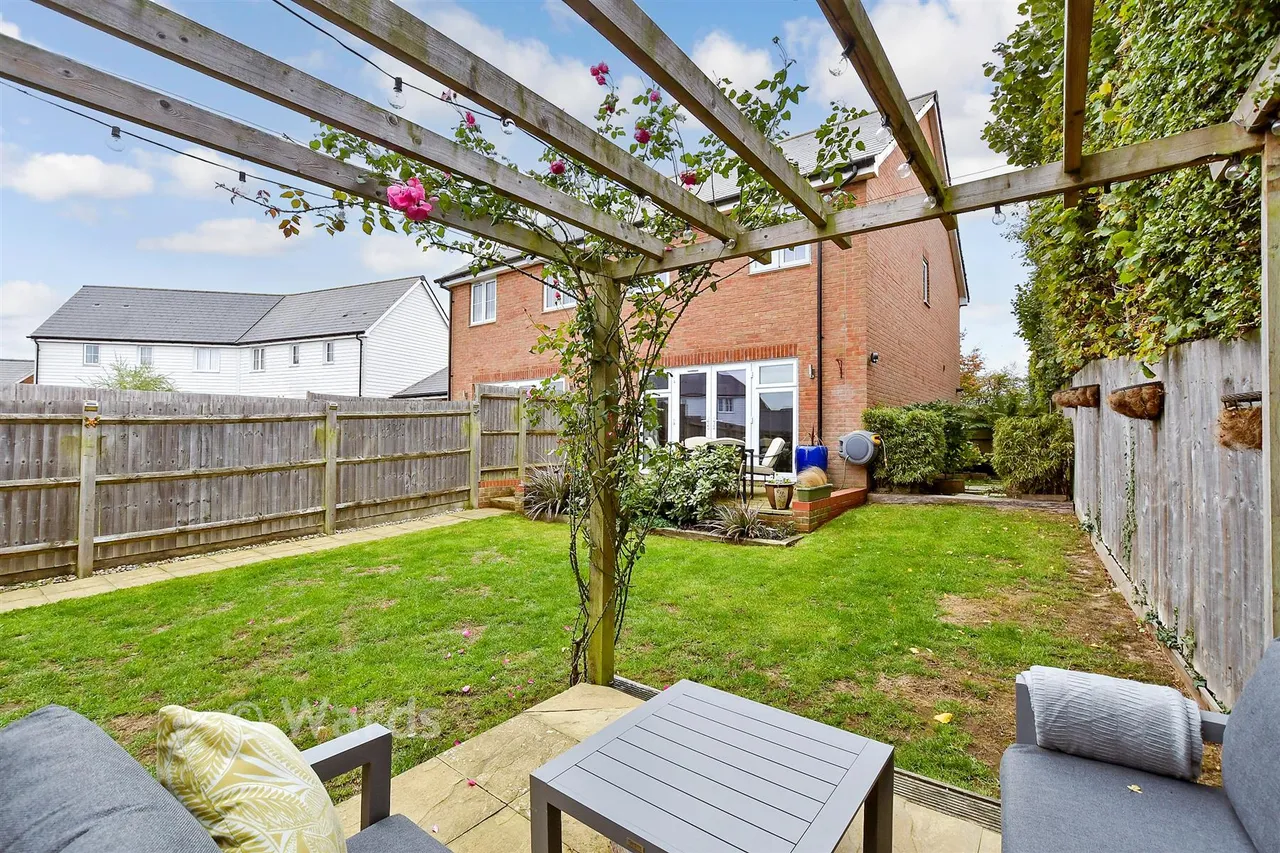Heath Road, Coxheath, ME17, photo 13