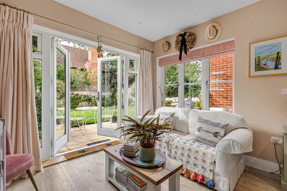 Monk Close, Drayton, photo 18