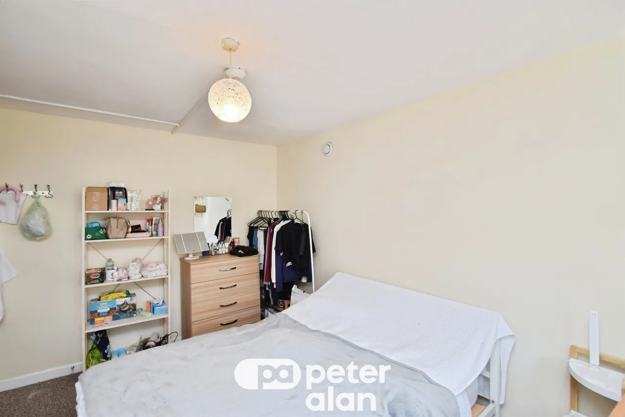 Kemble Street, Swansea, SA2, photo 4