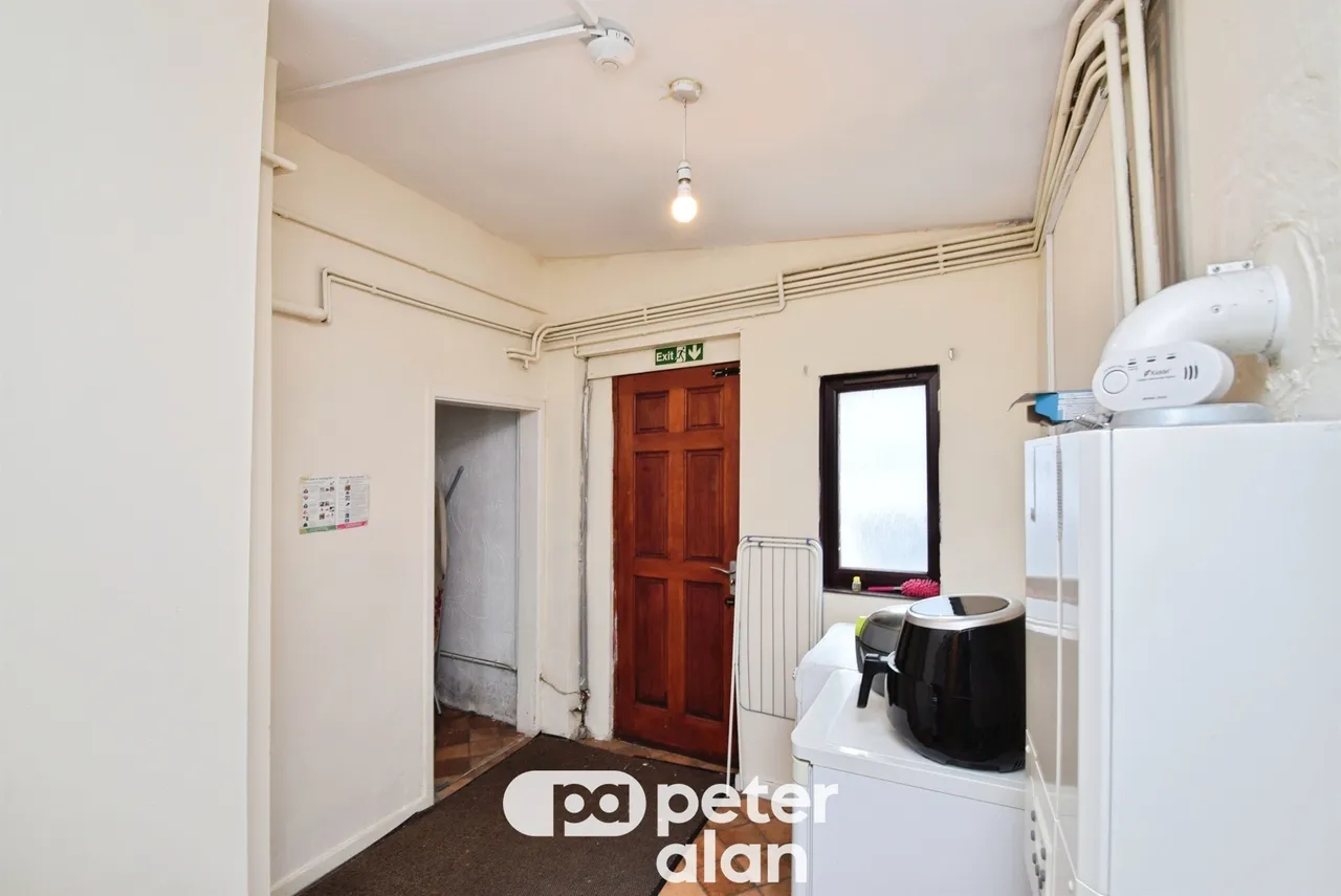 Kemble Street, Swansea, SA2, photo 12