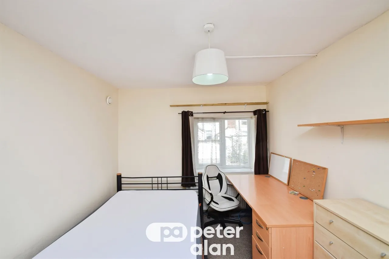 Kemble Street, Swansea, SA2, photo 14