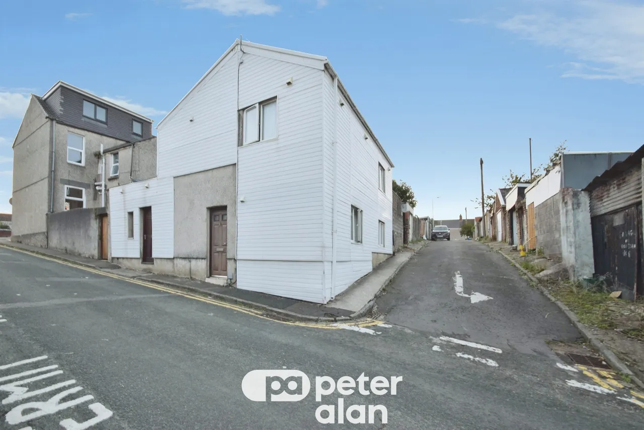 Kemble Street, Swansea, SA2, photo 5