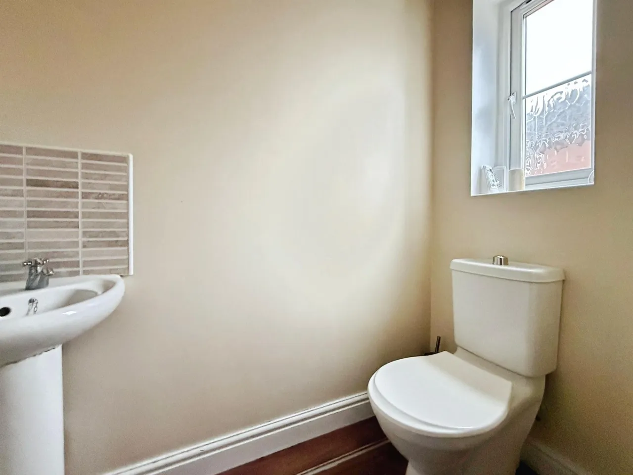 Rothwell Close, St. Georges, TF2, photo 9