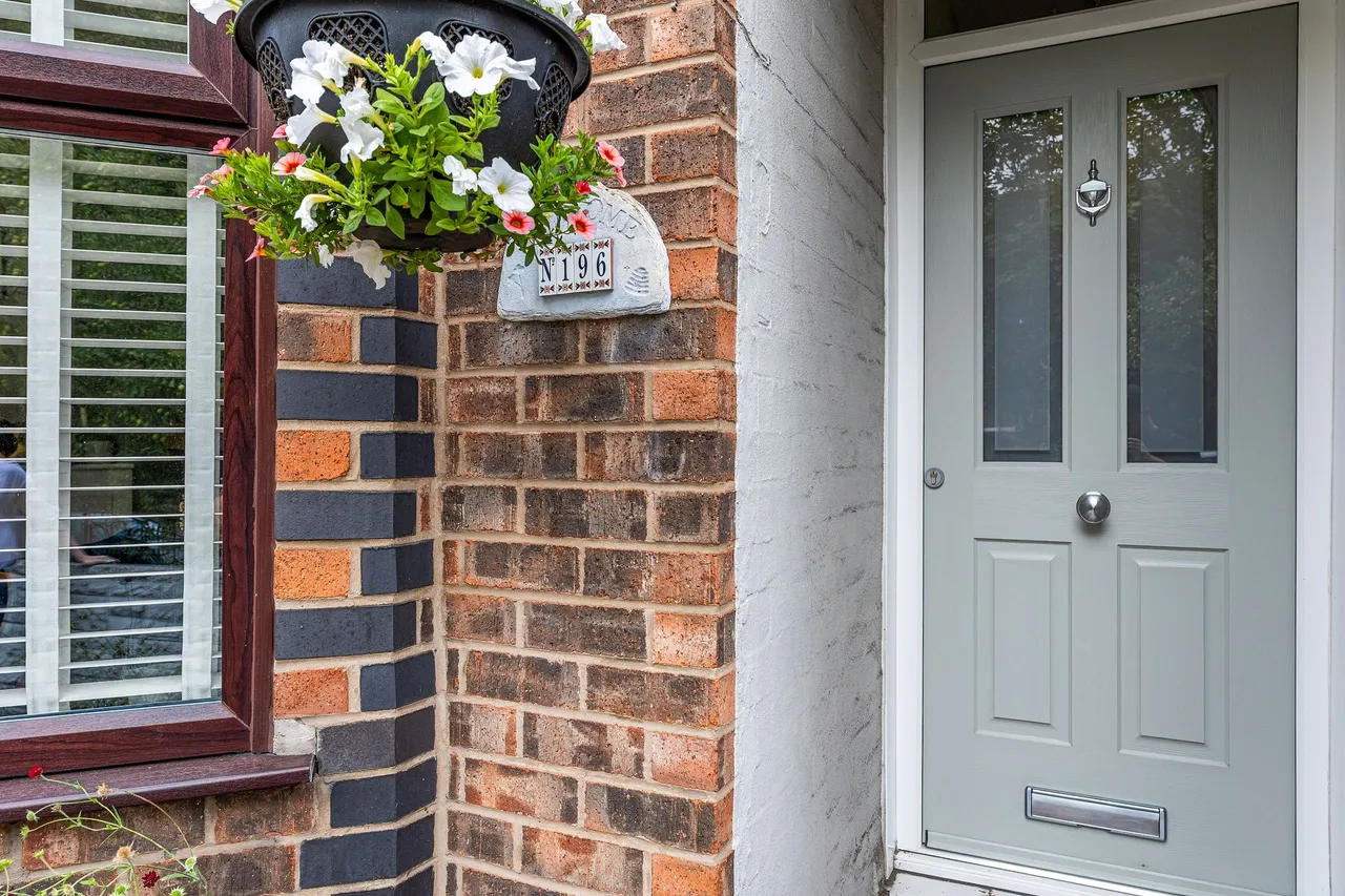 Crow Lane East, Newton-Le-Willows, Newton-Le-Willows, WA12 9UA, photo 5