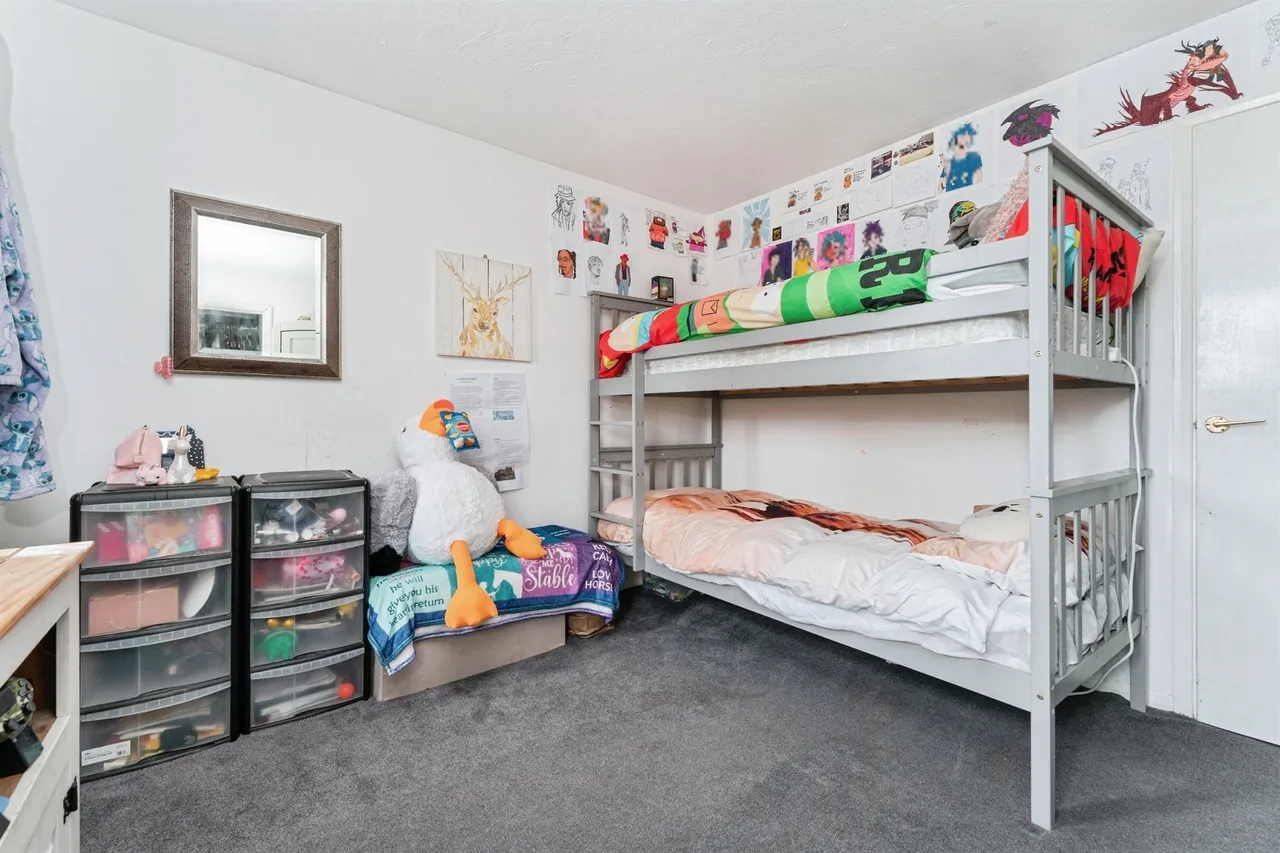 Kestrel Close, Bury St. Edmunds, IP28, photo 23