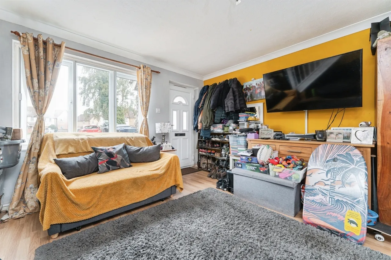 Kestrel Close, Bury St. Edmunds, IP28, photo 11