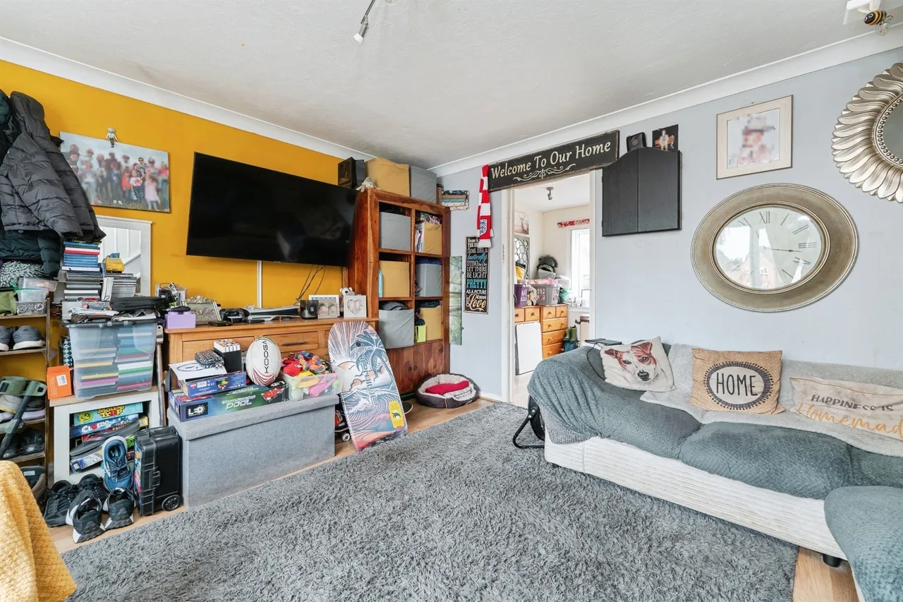 Kestrel Close, Bury St. Edmunds, IP28, photo 10