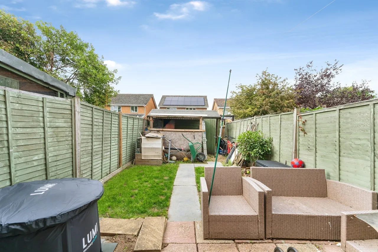 Kestrel Close, Bury St. Edmunds, IP28, photo 4