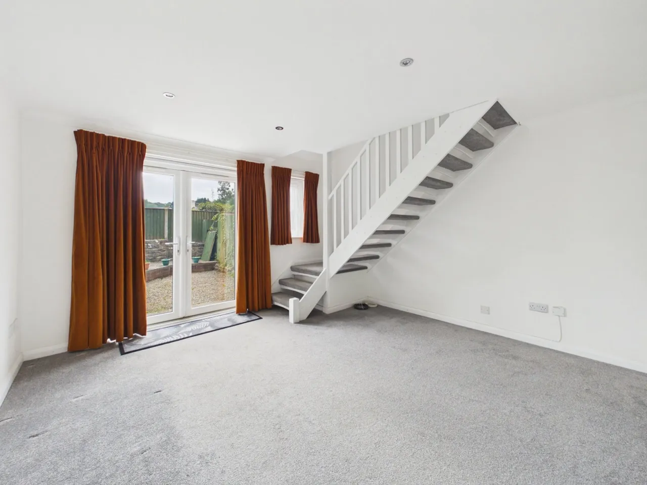 Carpenters Cottages, Lower Cross, GL16, photo 4