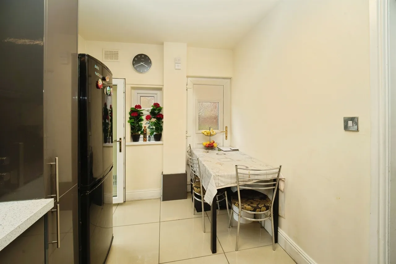 Swain House Road, Bradford, photo 7