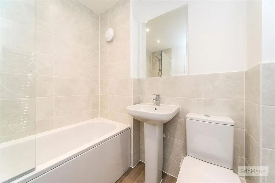 Funnell Drive, Stone Cross, BN24, photo 7