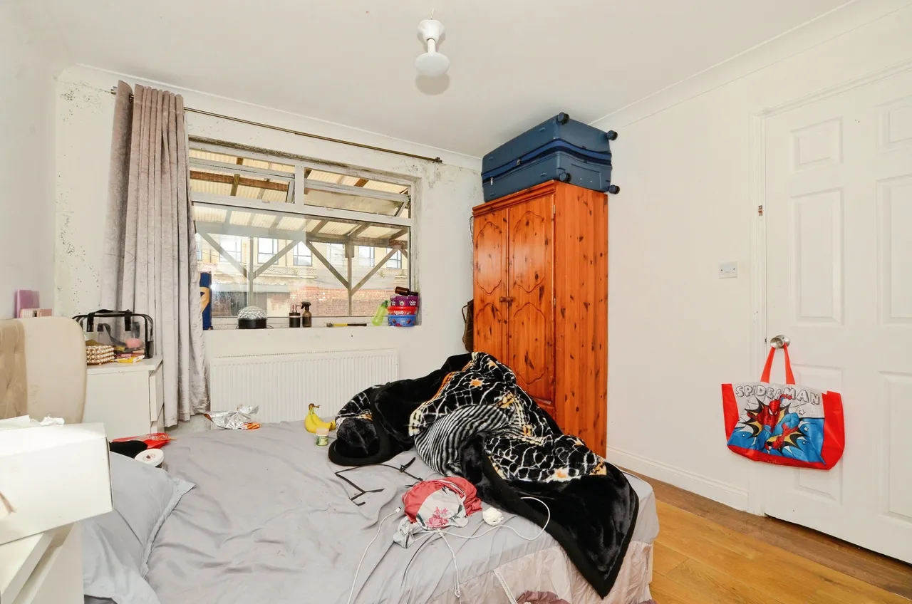 Vancouver Road, Edgware, HA8, photo 9