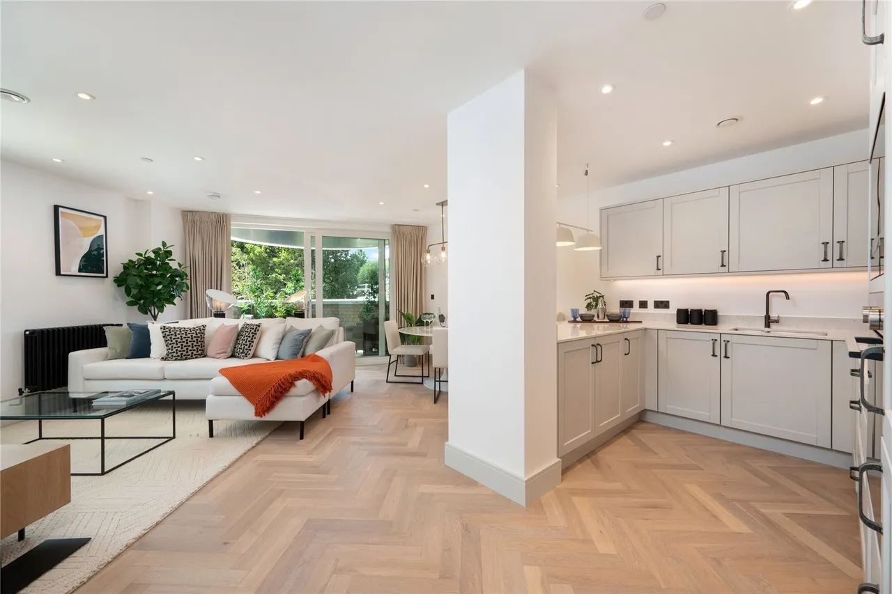 Park Avenue, London, NW2, photo 7