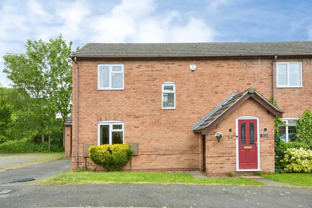 3 bed house for sale, Squirrel Walk, Overseal, DE12