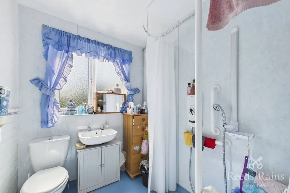Moore Avenue, York, North Yorkshire, YO10, photo 11