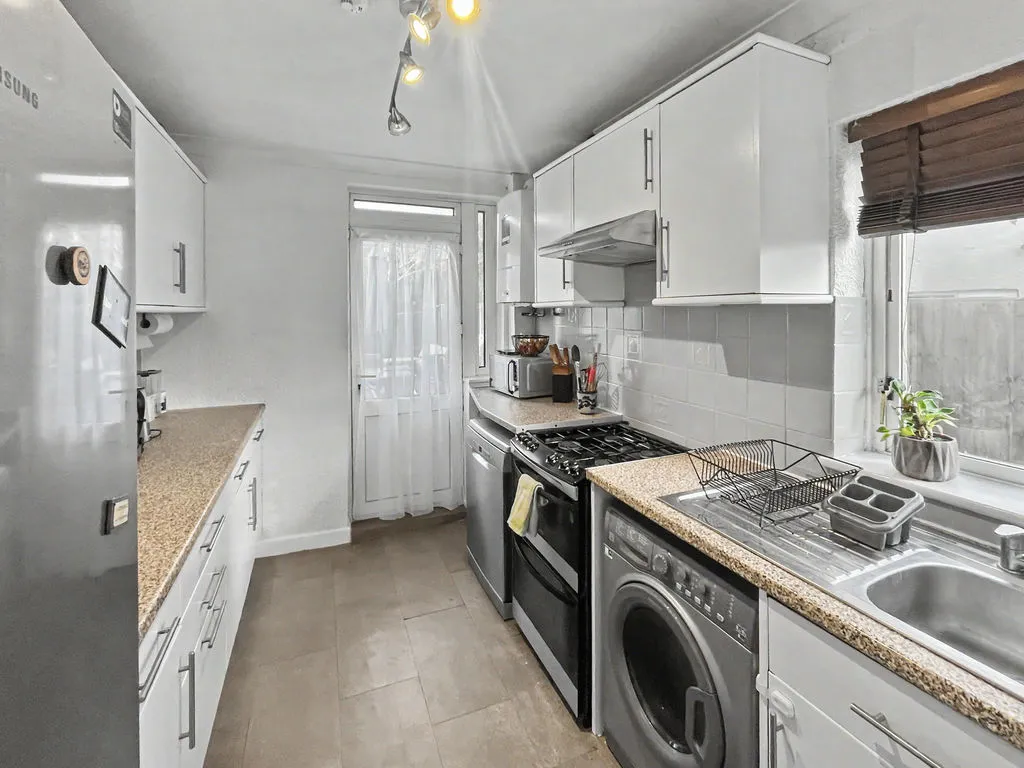 Totteridge Road, High Wycombe, HP13, photo 6