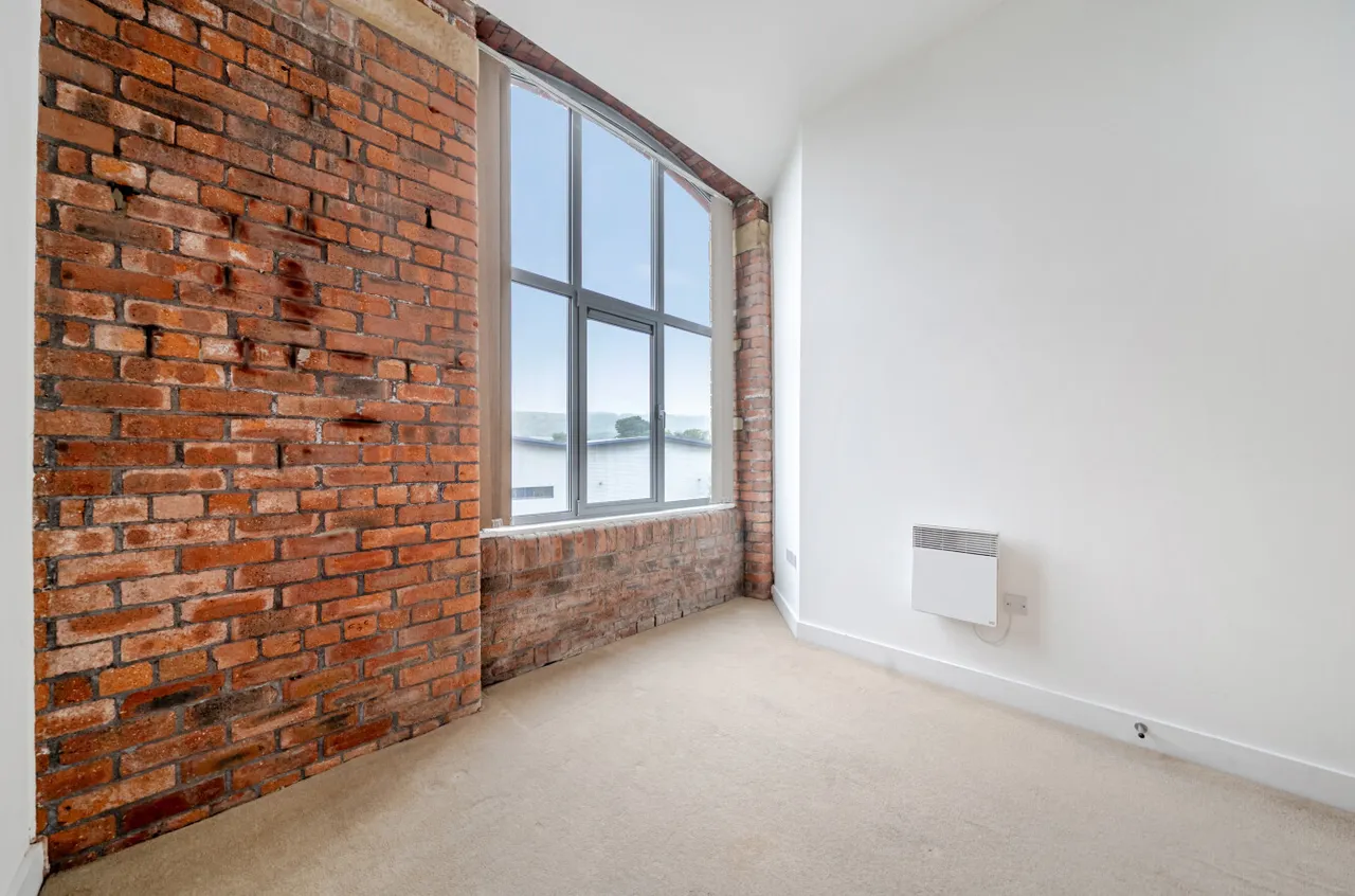 Dewsbury Road, Elland, HX5, photo 17