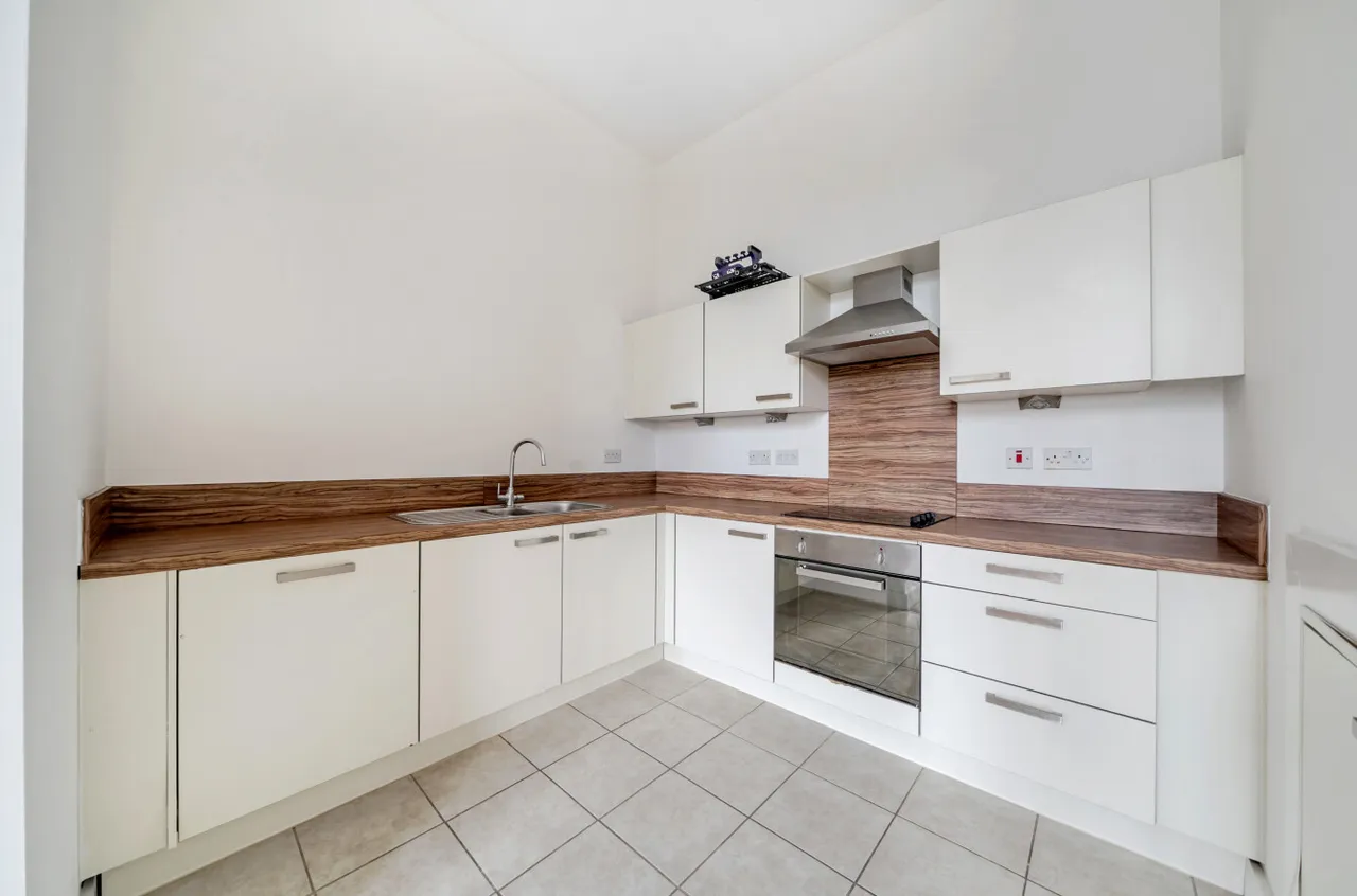 Dewsbury Road, Elland, HX5, photo 4