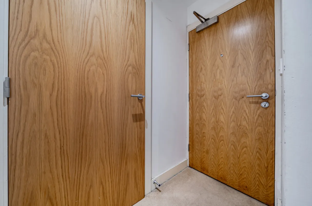 Dewsbury Road, Elland, HX5, photo 14