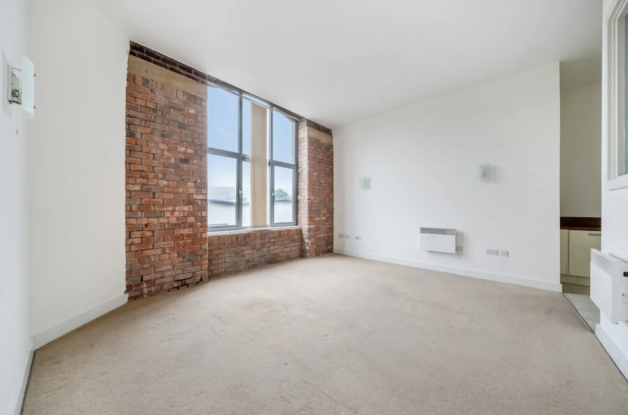 Dewsbury Road, Elland, HX5, photo 10