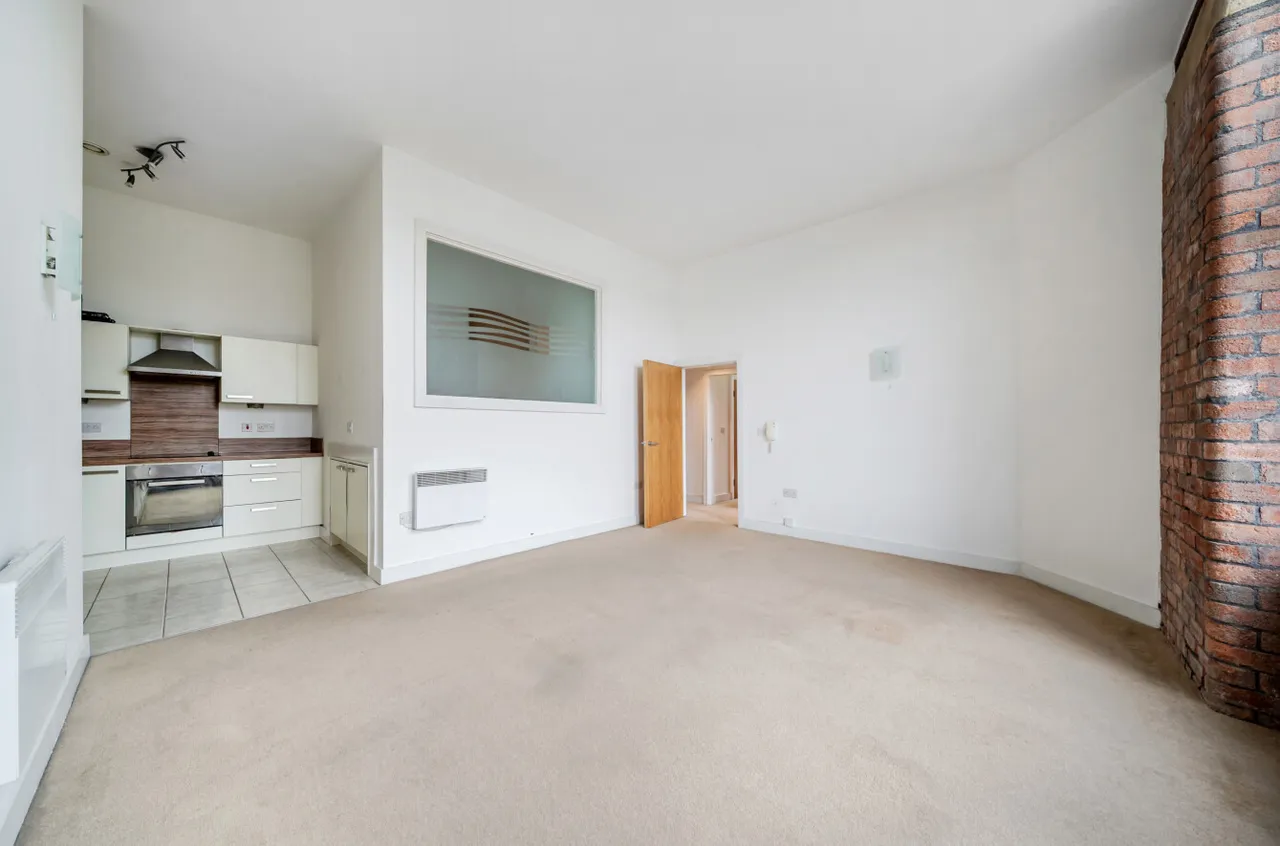 Dewsbury Road, Elland, HX5, photo 3