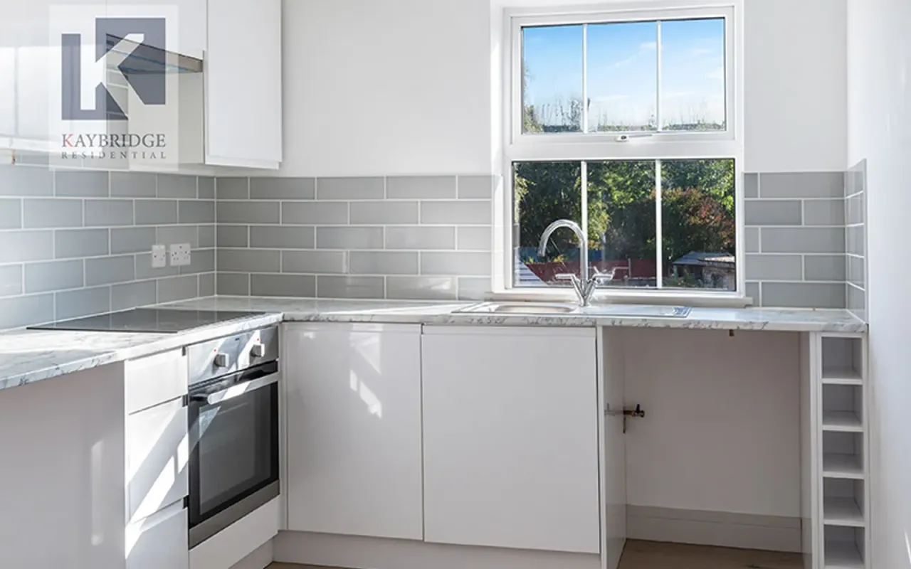 Church Road, 19 Church Road, KT17, photo 9