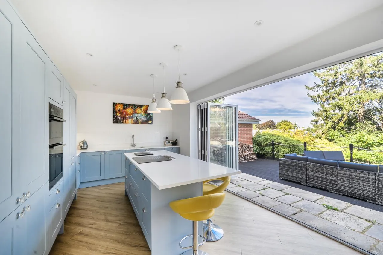 Richmond Wood Road, BH8, photo 9