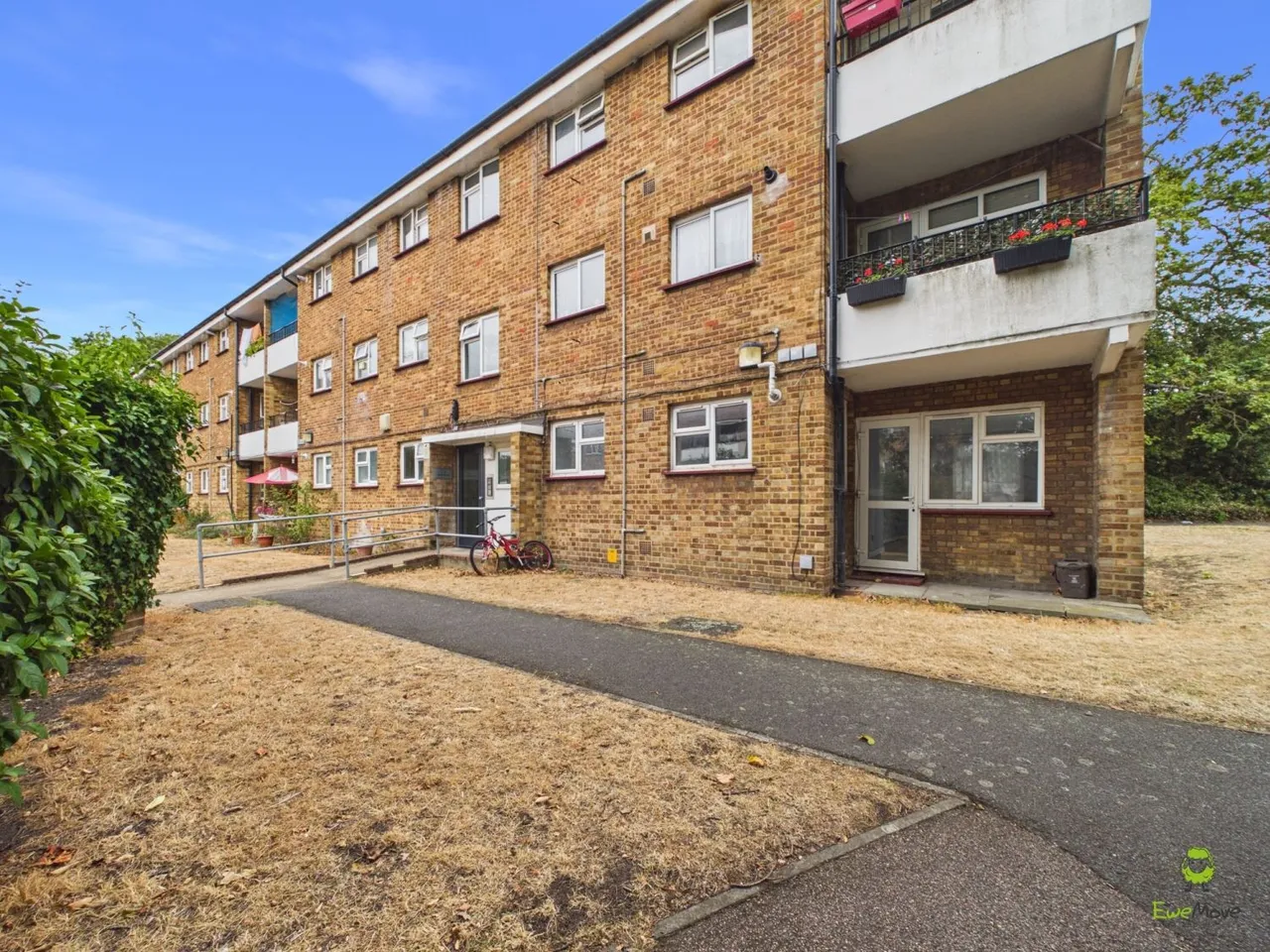 Woolwich Road, London, SE2, photo 2