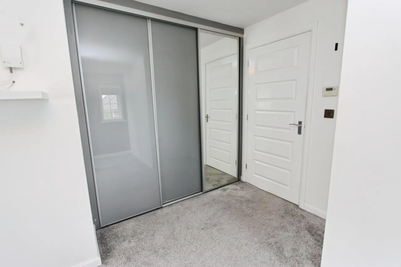 Bye Pass Road, Beeston, NG9, photo 11
